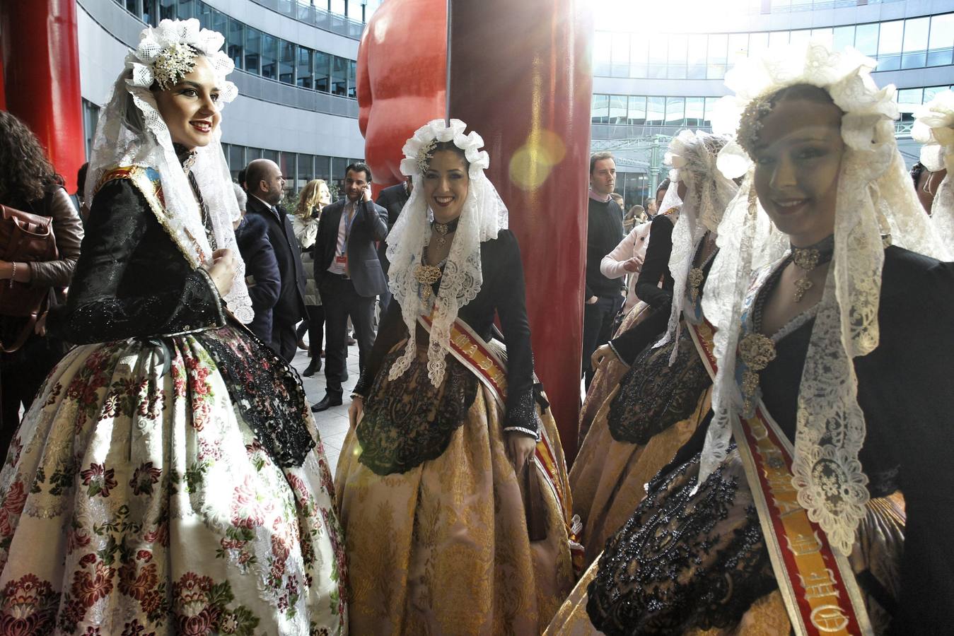 Las fiestas alicantinas, protagonistas en Madrid