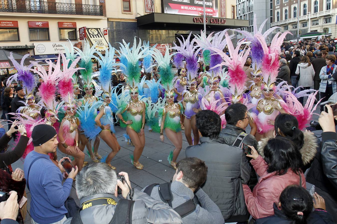 La fiesta de la provincia recorre el centro de Madrid