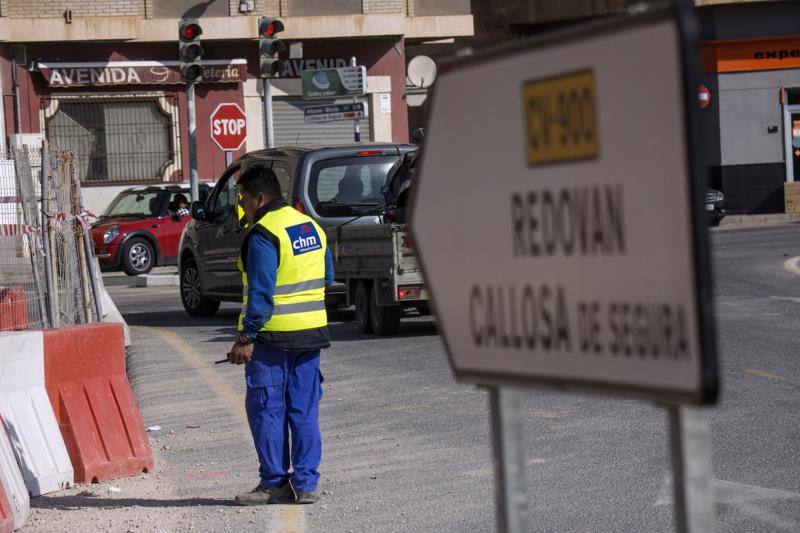 La construcción de una nueva rotonda mejorará la seguridad vial de la CV-900