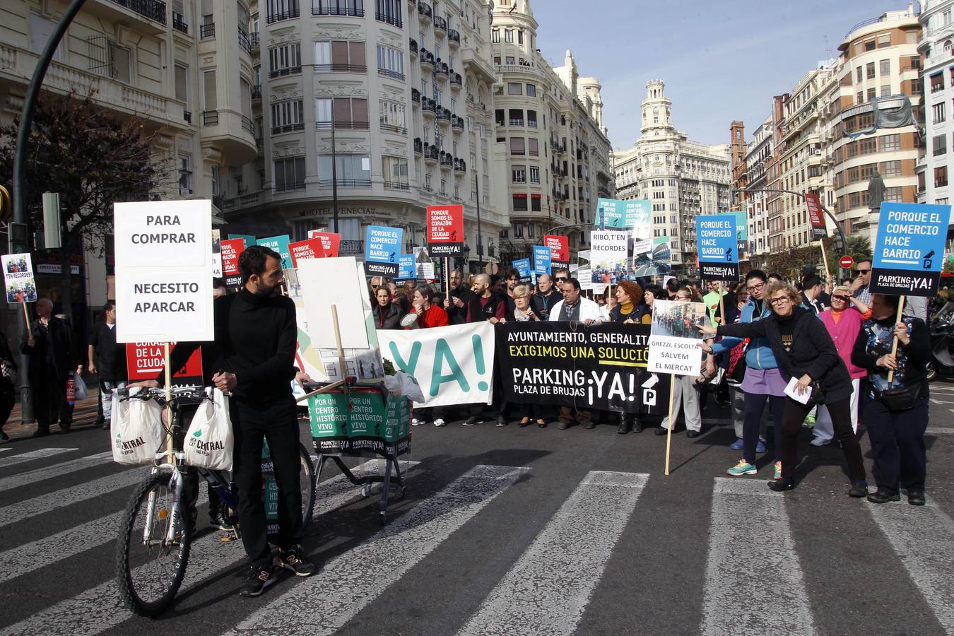 Manifestación de los vendedores del Mercado Central