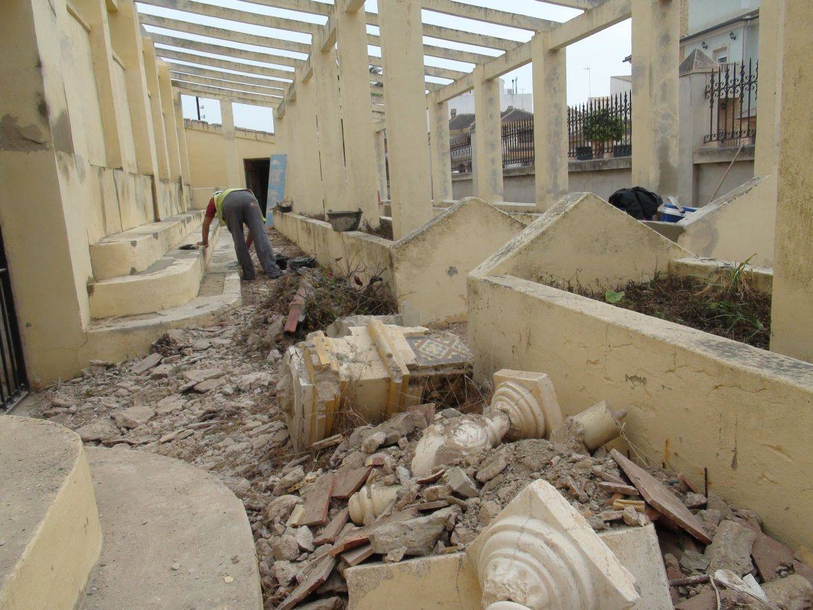 La alcaldesa busca agilizar el BIC para el Palacio del Marqués de Fontalba