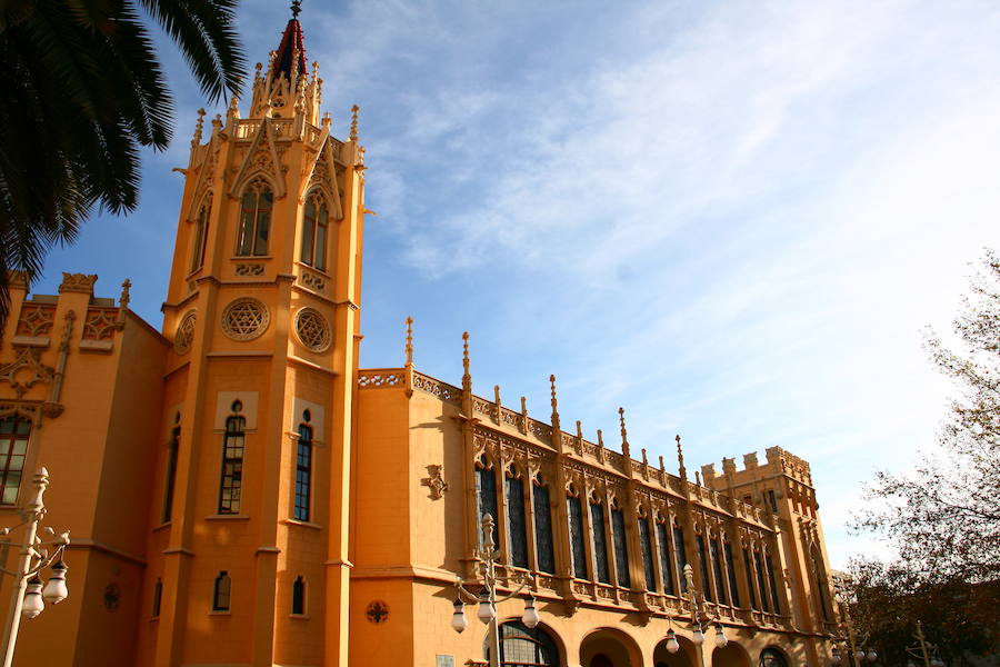 Palacio de la Exposición. 