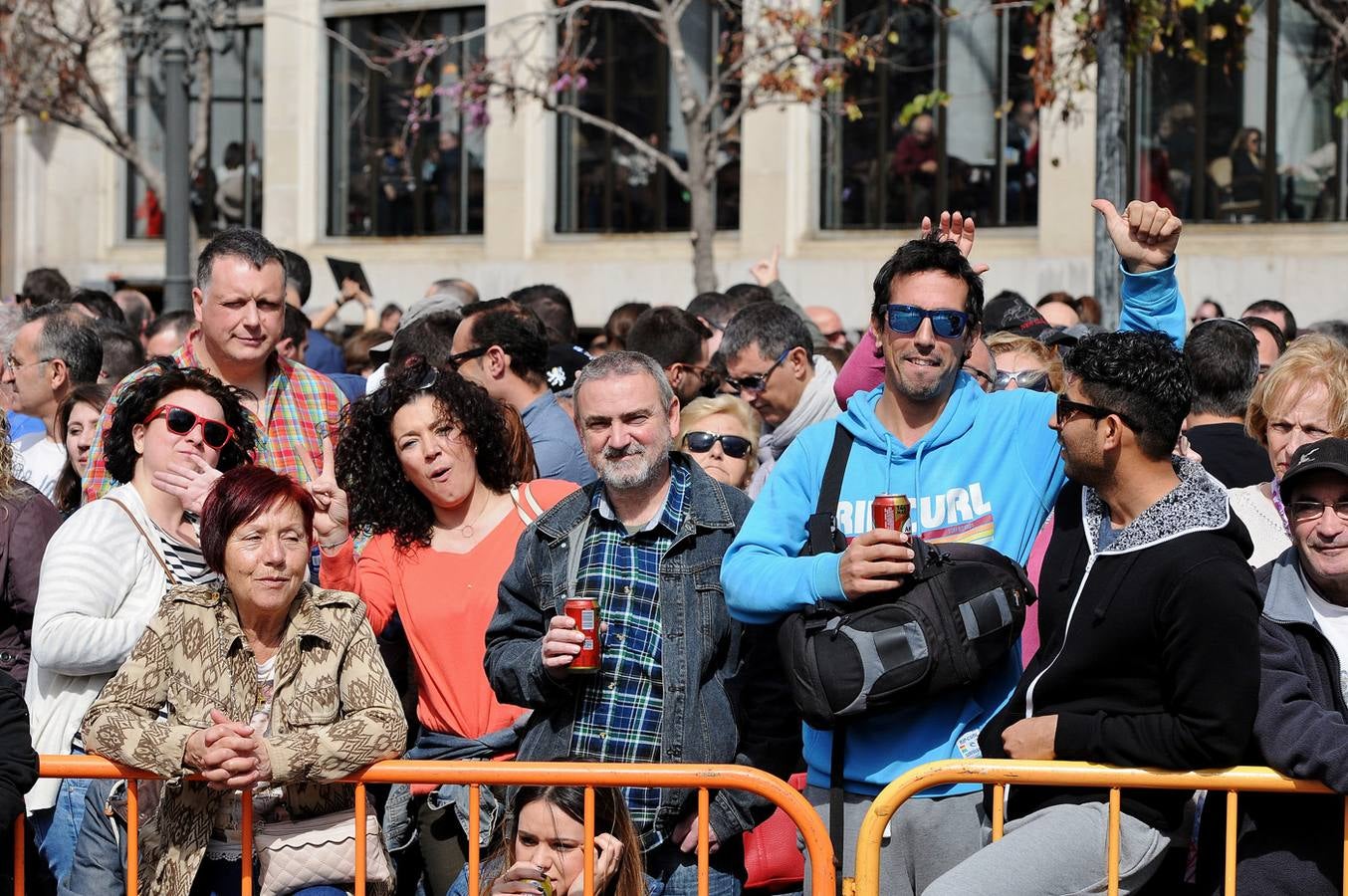 Fallas 2016: Búscate en la mascletà del 4 de marzo