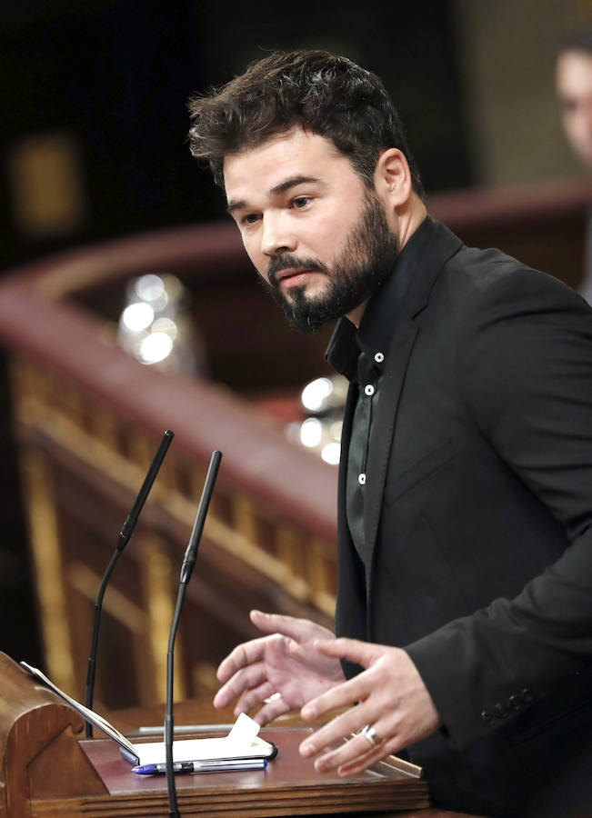 El portavoz adjunto de ERC, Gabriel Rufián, durante su intervención en la sesión plenaria.