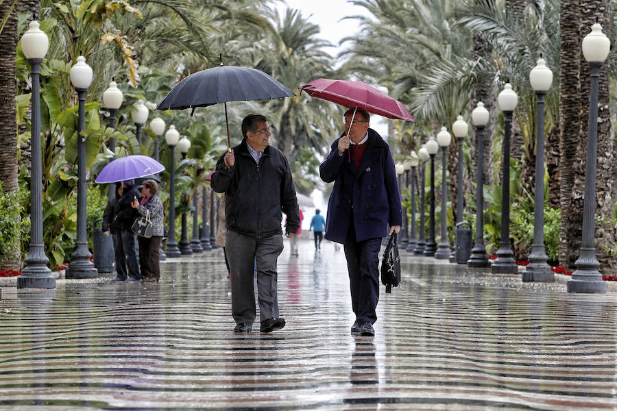 Día lluvioso en Alicante