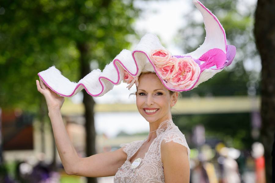 Los tocados más extravagantes de las carreras de Ascot