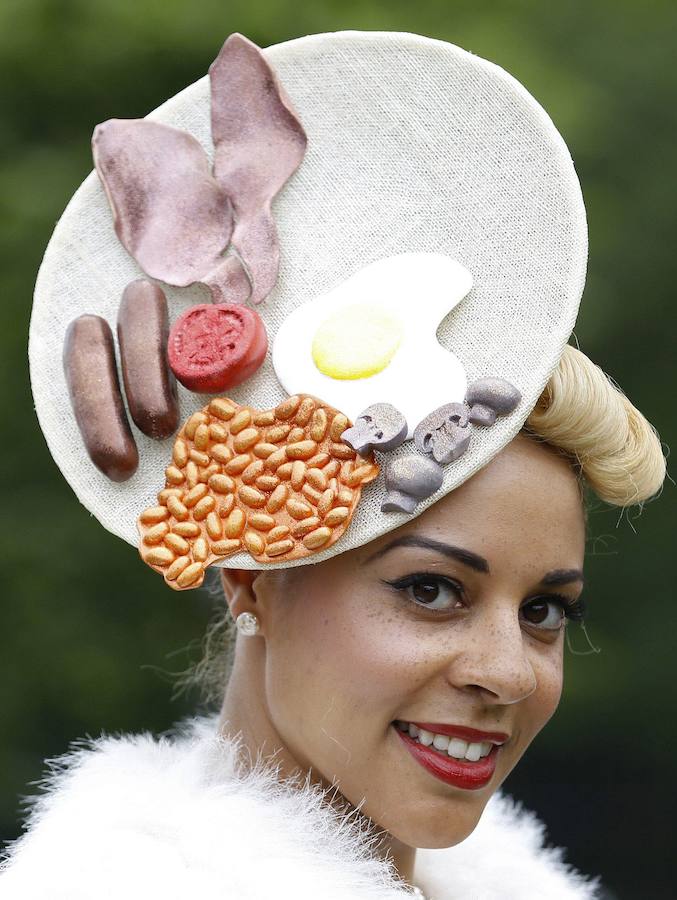 Los tocados más extravagantes de las carreras de Ascot