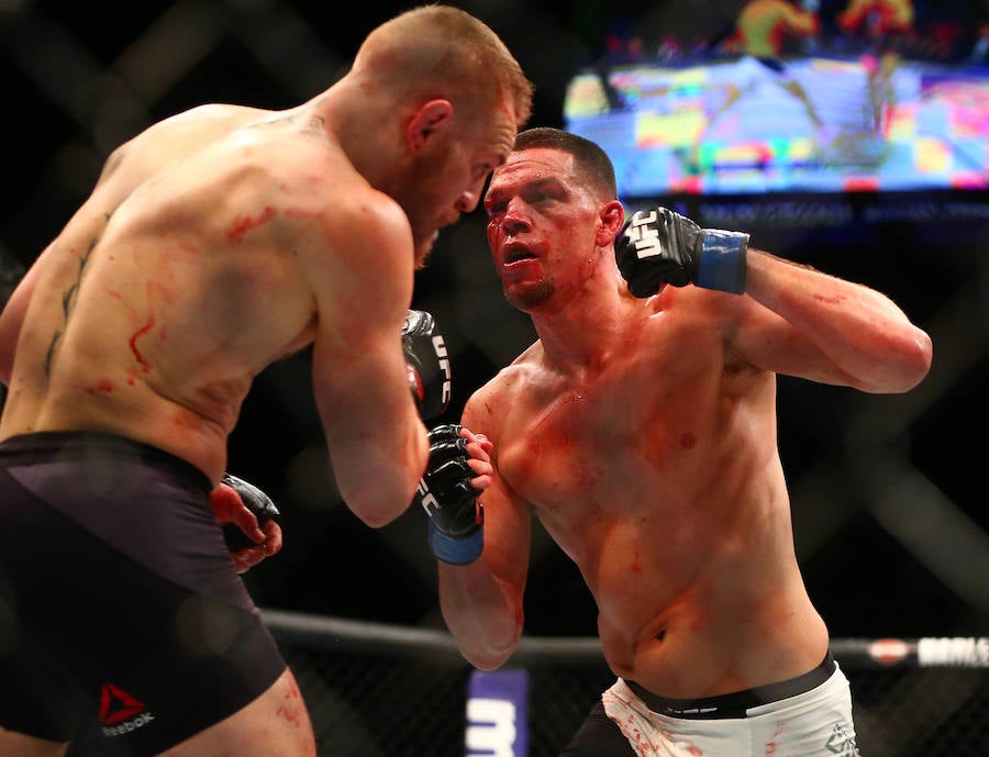 UFC 196: Nate Díaz se impone a Conor McGregor