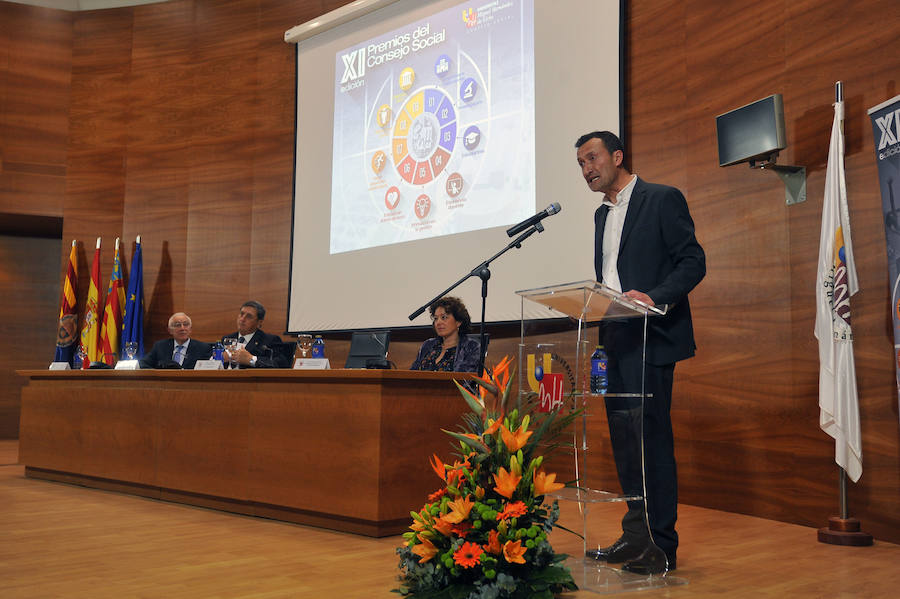 Entrega de galardones del Consejo Social de la UMH