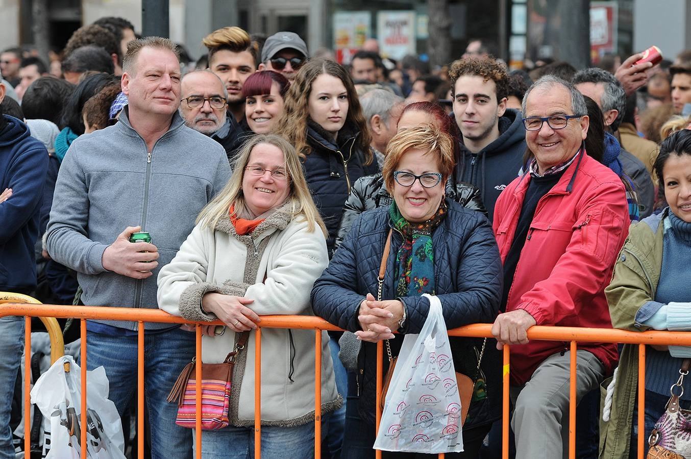 Fallas 2016: Búscate en la mascletà del 9 de marzo