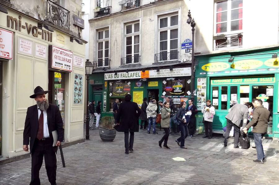 Paris busca turistas
