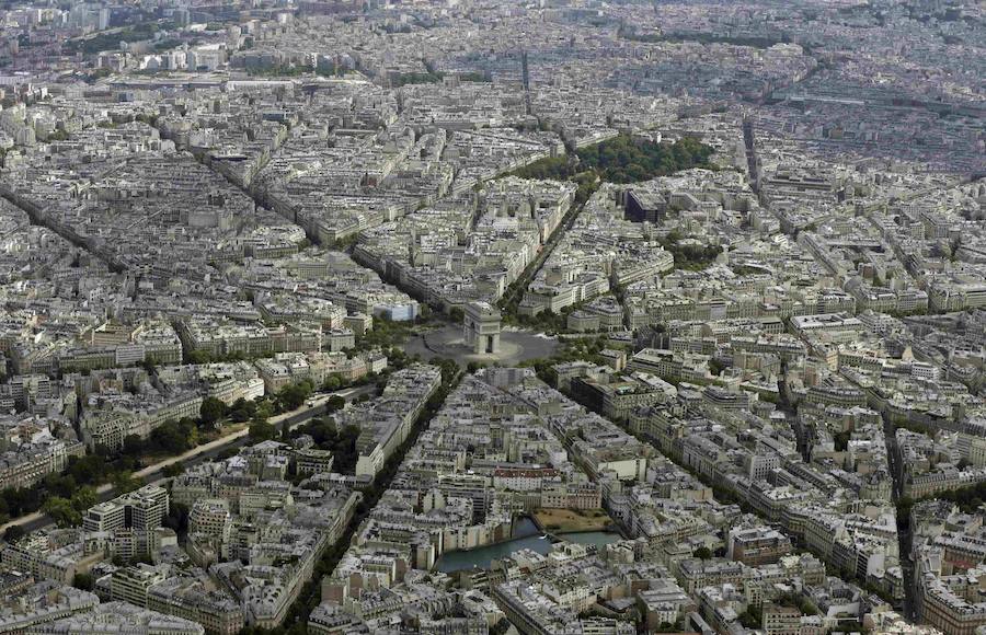 Paris busca turistas