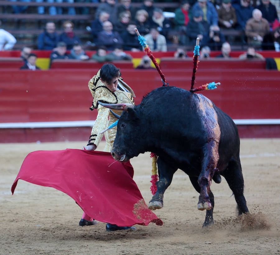 Fallas 2016: imágenes de la segunda corrida de la Feria de Fallas