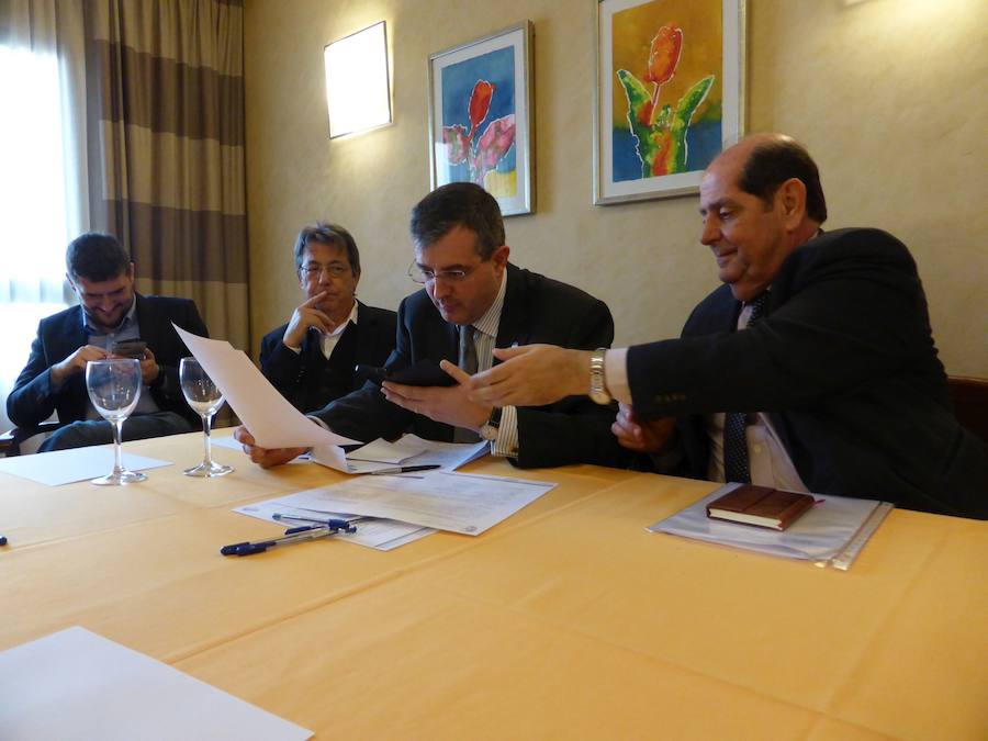 Verónica Aranda, premio internacional de poesía Miguel Hernández