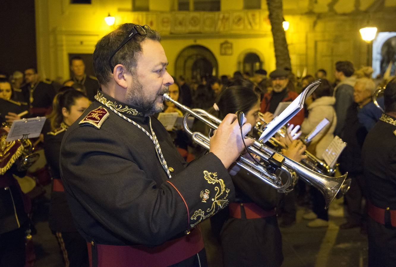 La procesión de Miércoles Santo de la Semana Santa Marinera, en imágenes