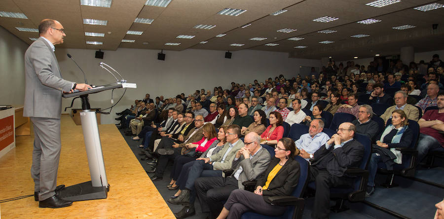 Manuel Palomar, único aspirante a rector de la UA