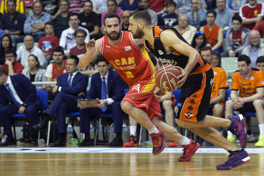 El UCAM Murcia vs Valencia Basket, en imágenes