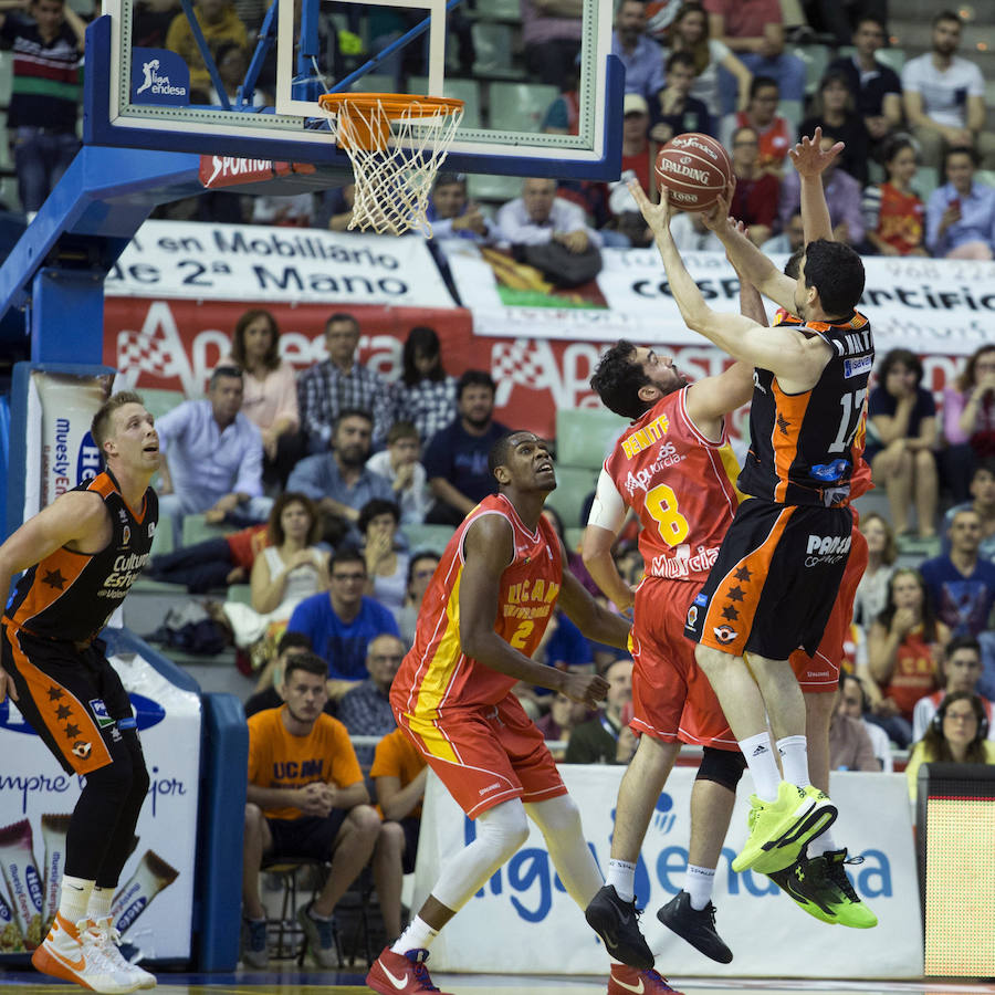 El UCAM Murcia vs Valencia Basket, en imágenes