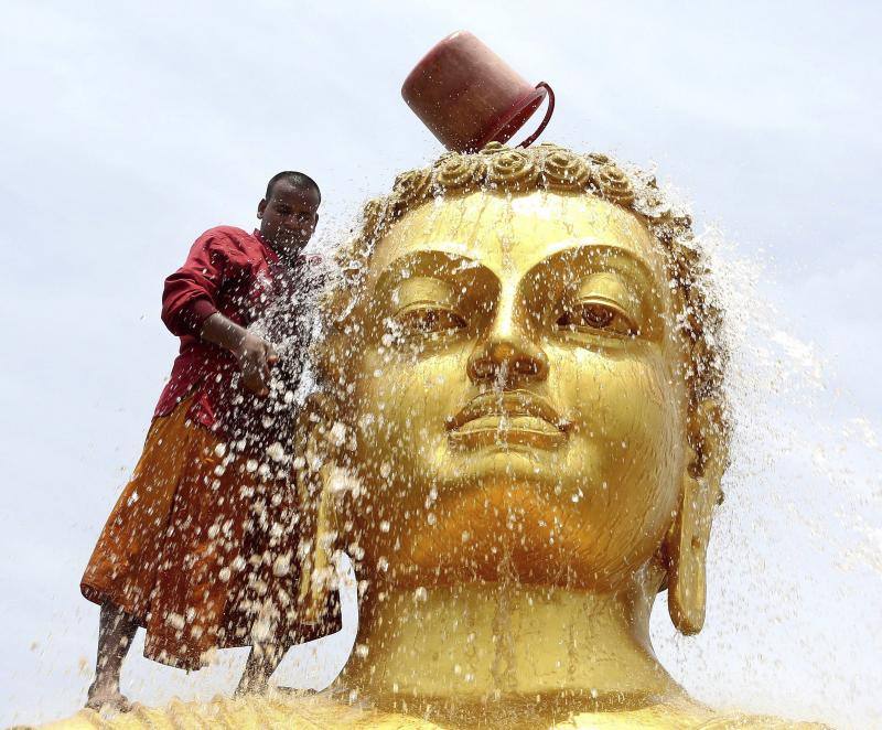 Preparativos para las celebraciones del aniversario de Buda en La India