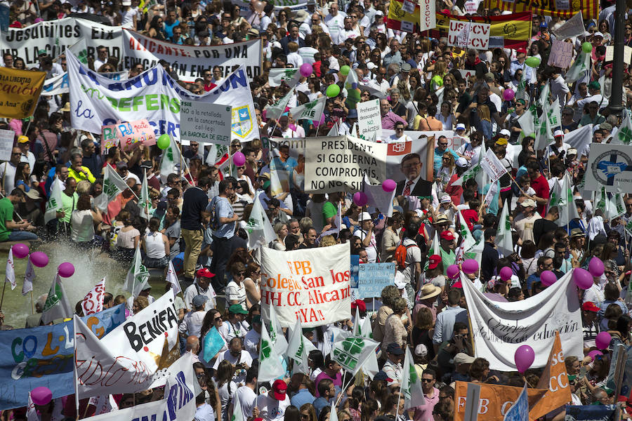 Manifestación por la libertad educativa en Valencia