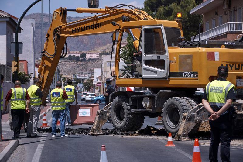 Una avería corta la carretera de Bigastro