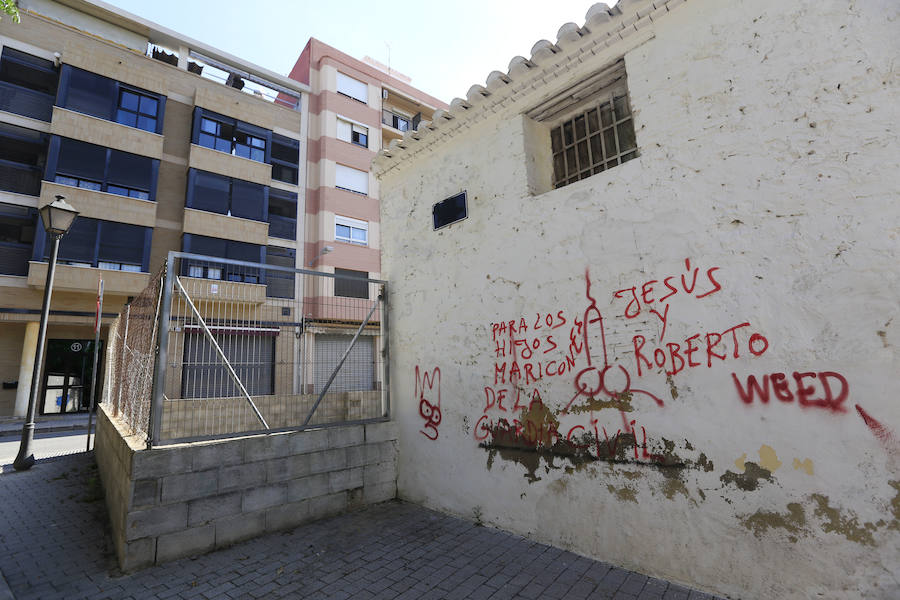 Fotos de la falta de limpieza en Torrefiel, Tres Forques, Malvarrosa y Fuente de San Luis