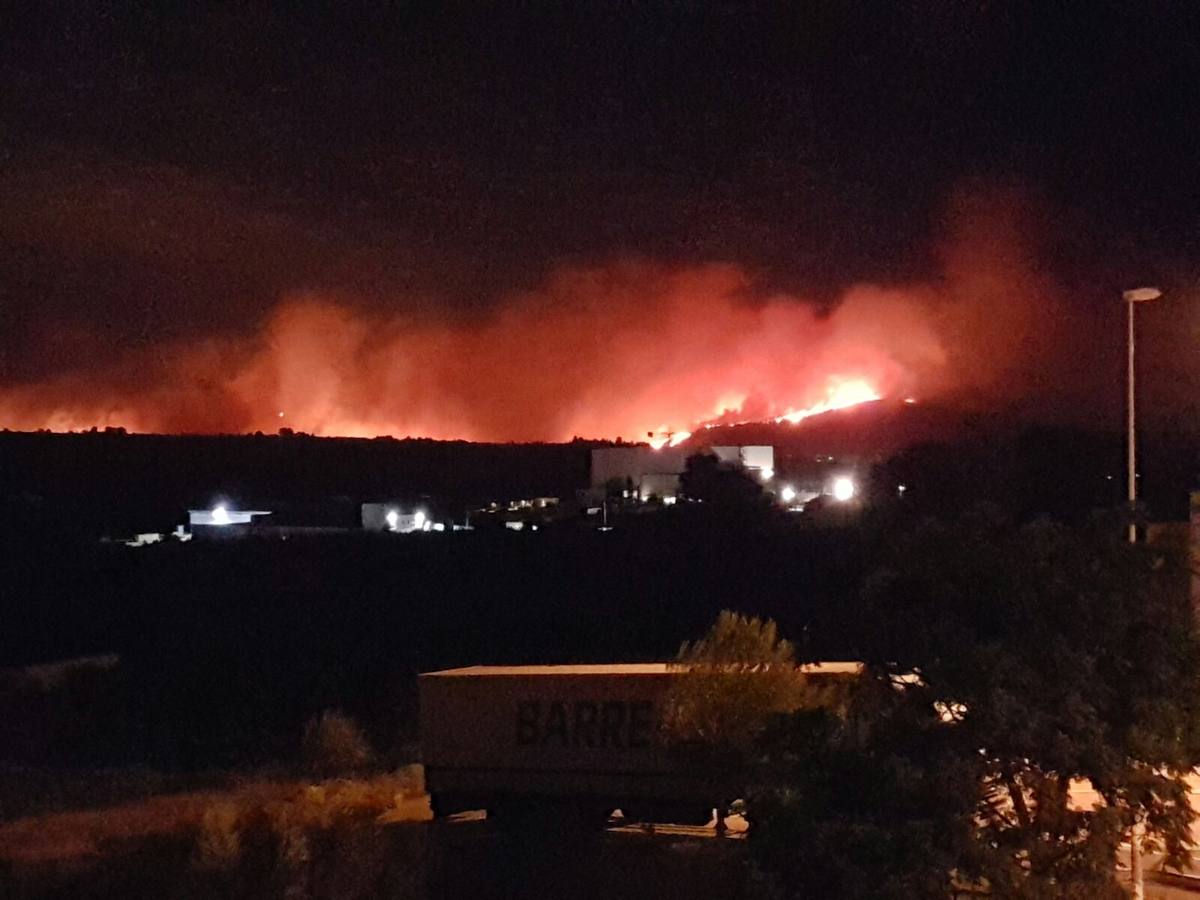 Fotos del incendio en Bolbaite, Chella, Anna, Cotes y Sellent