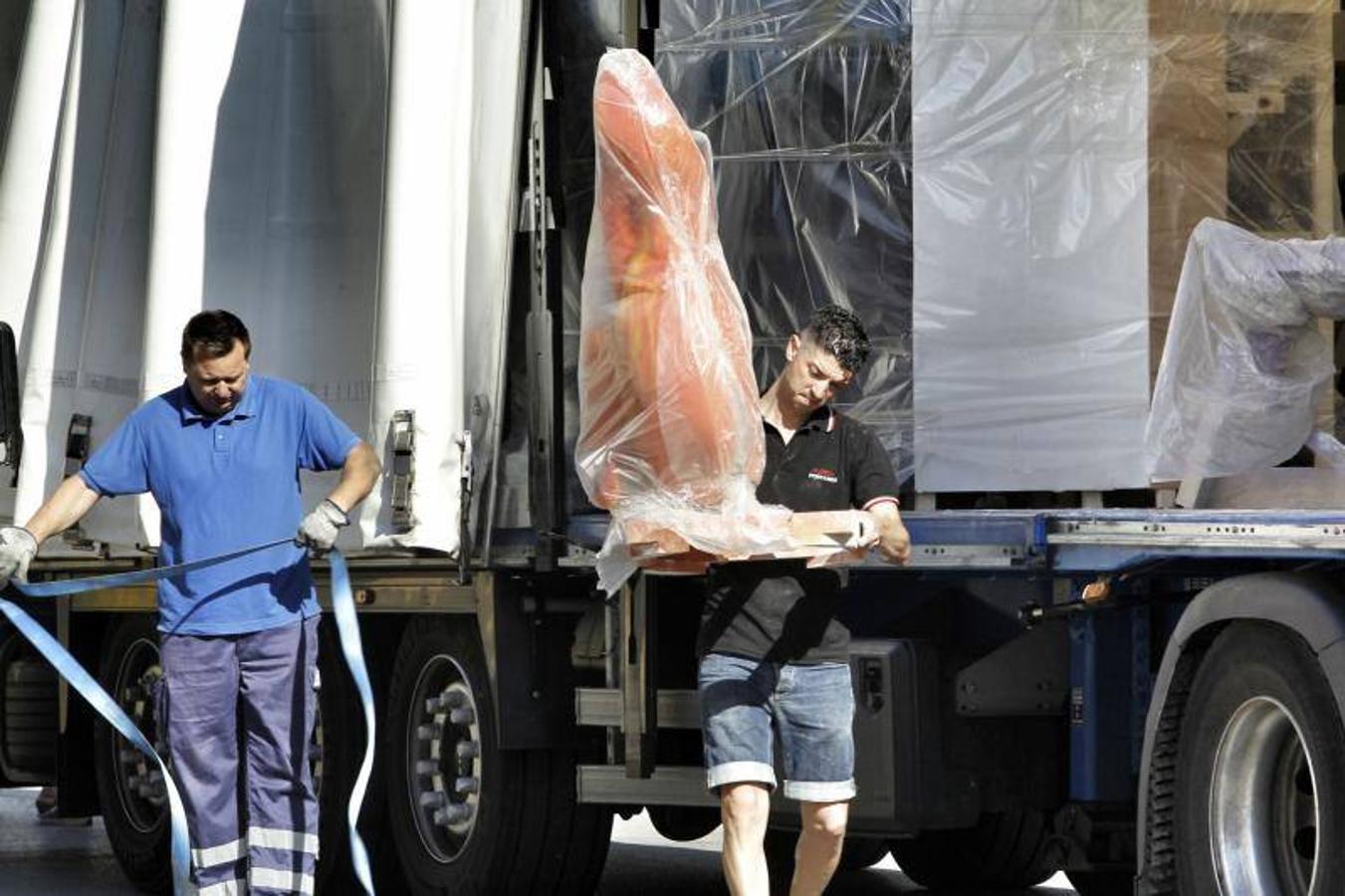 La Hoguera Oficial alza el vuelo