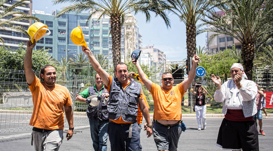 Pirotecnia Turís de Valencia, segunda máscletá dentro de concurso y ovacionada