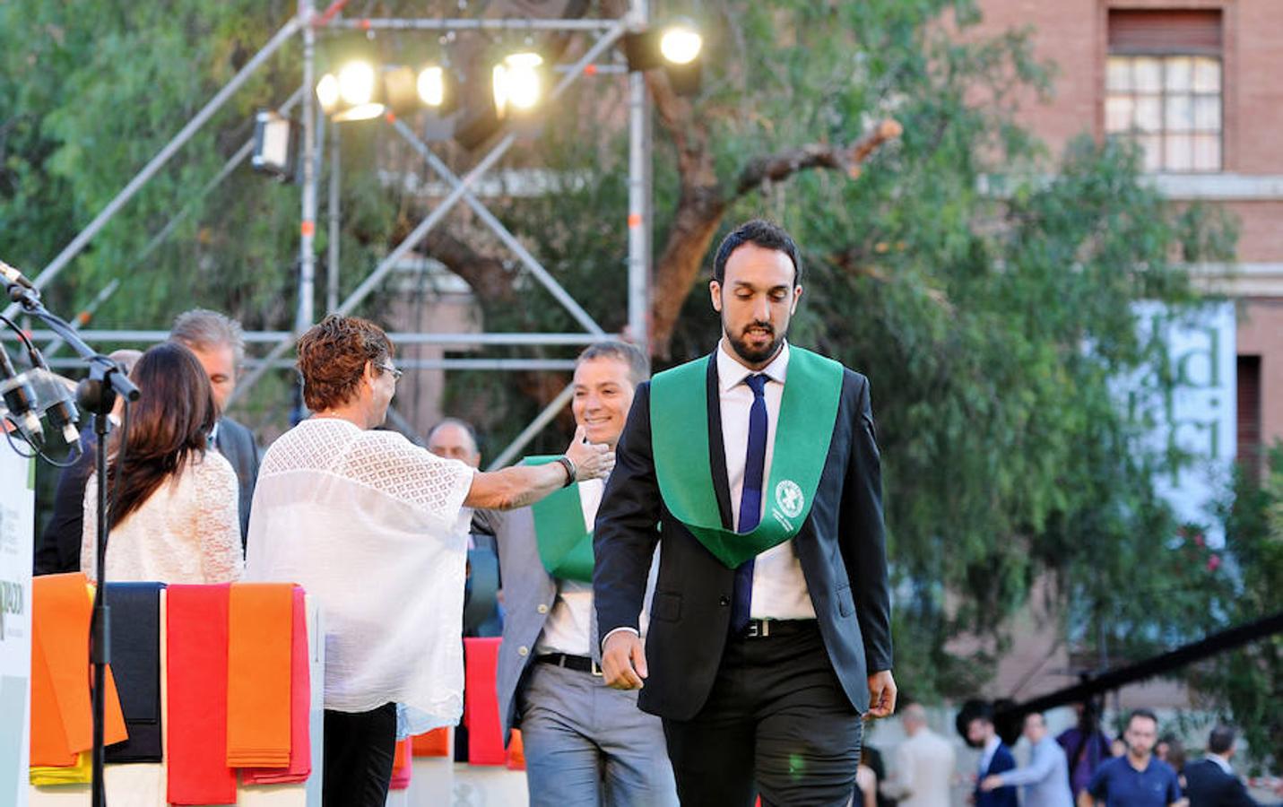 Fotos de la graduación en la Universidad Católica de Valencia curso 2015-2016