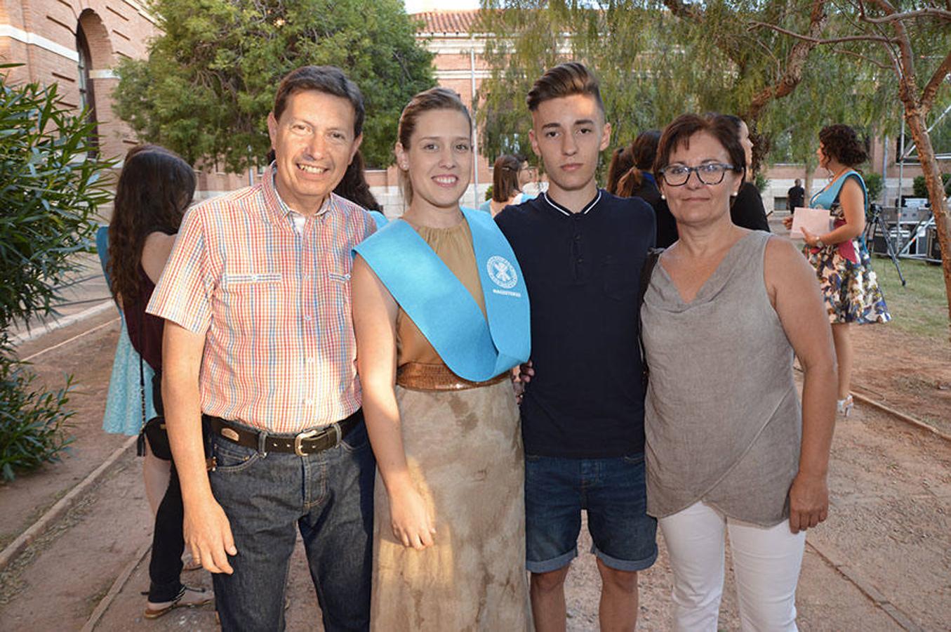 Fotos de la graduación en la Universidad Católica de Valencia curso 2015-2016