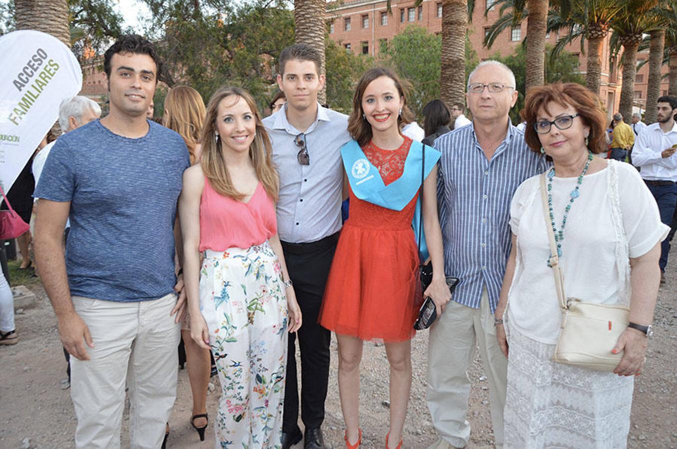 Fotos de la graduación en la Universidad Católica de Valencia curso 2015-2016