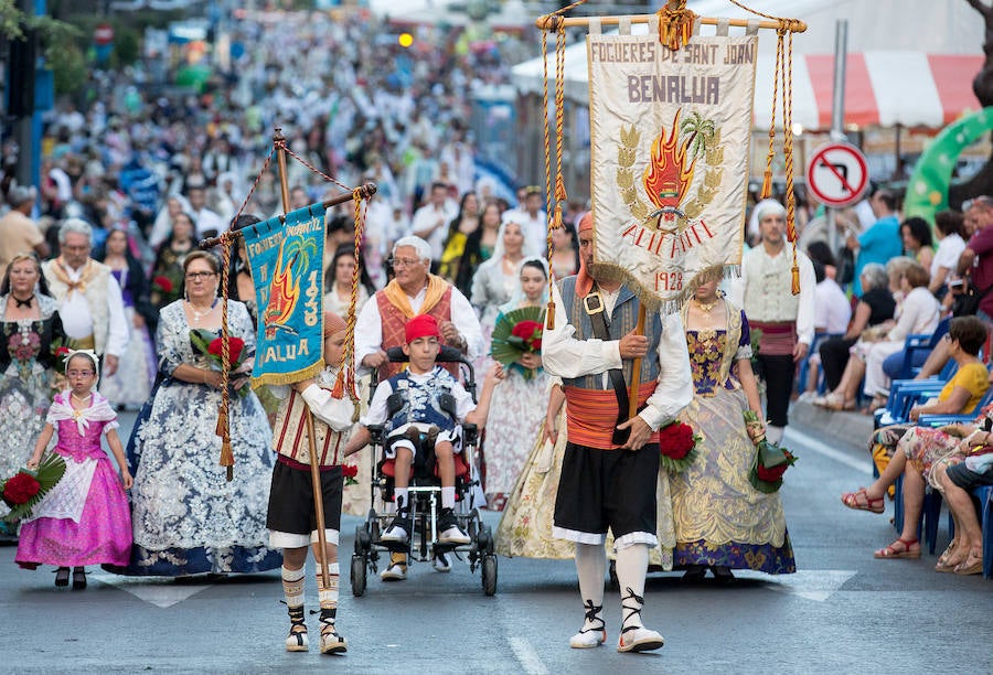 Segunda jornada de Ofrenda de Flores a la Virgen del Remedio