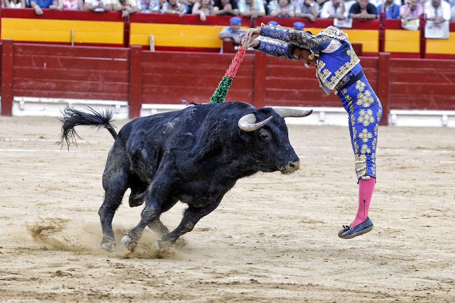 Toros de Hnos. García Jiménez y Olga Jiménez para Francisco Rivera &#039;Paquirri&#039;, David Fandila &#039;El Fandi&#039; y Cayetano en la Feria de Hogueras