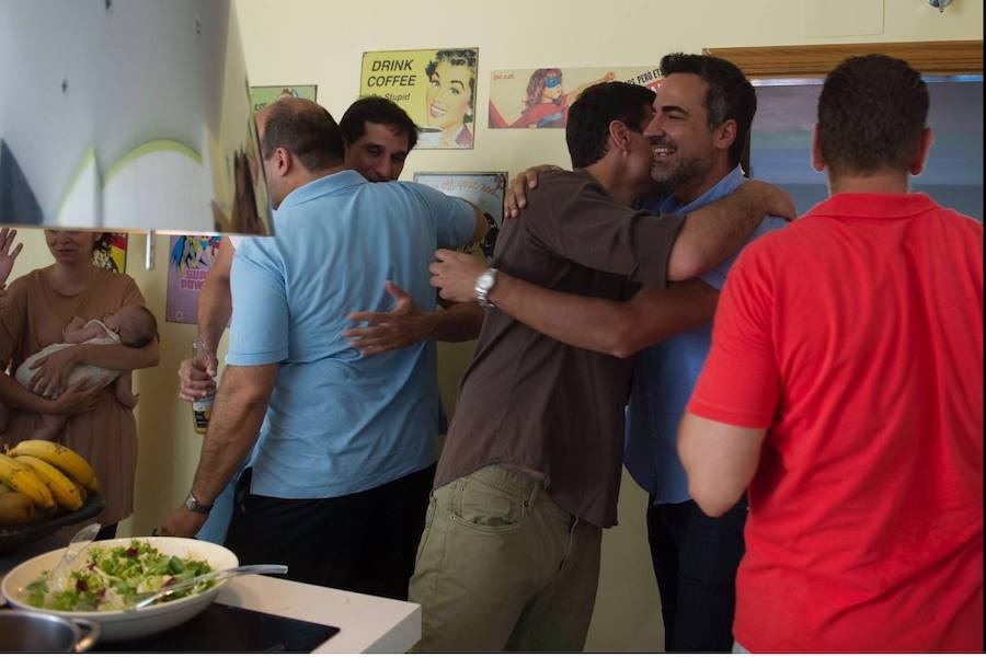 Pedro Sánchez ha organizado un almuerzo con su familia y amigos en su casa.