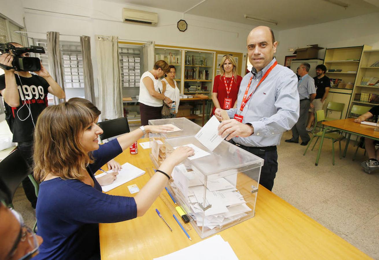 Gabriel Echávarri, alcalde de Alicante (PSPV). 