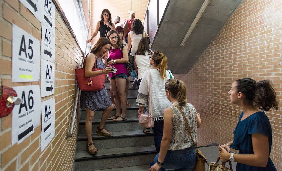 Opositores a docentes en el IES Playa de San Juan