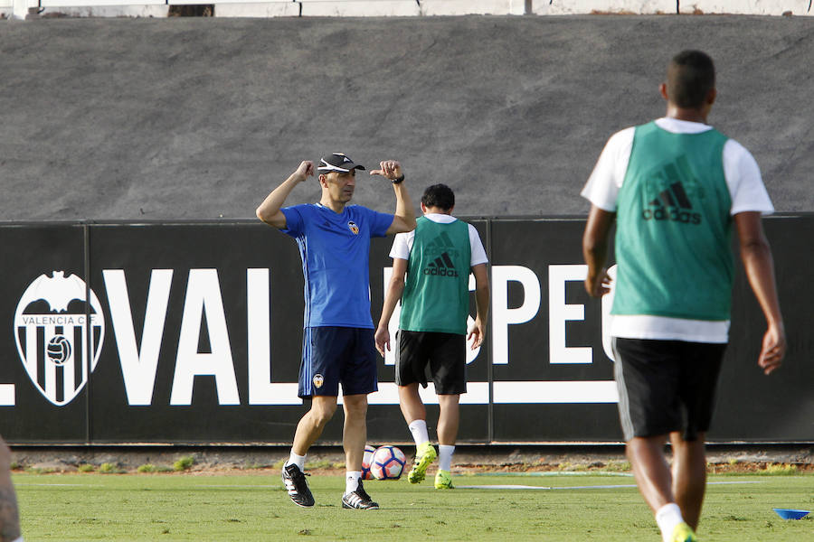 Fotos del entrenamiento del Valencia CF