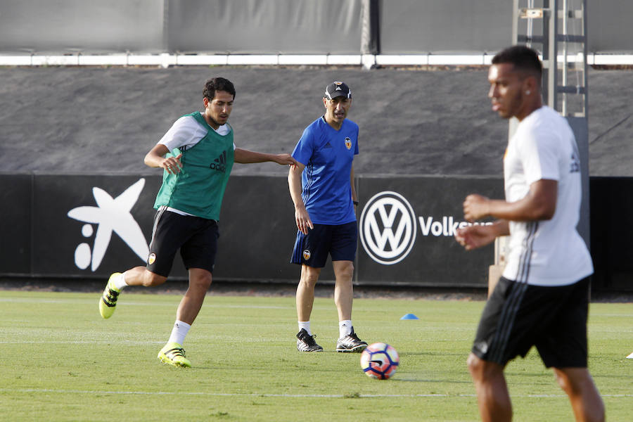 Fotos del entrenamiento del Valencia CF