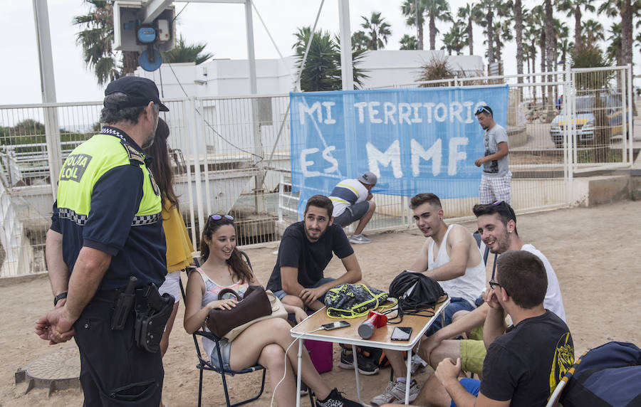 Fotos del montaje suspendido del festival Marenostrum