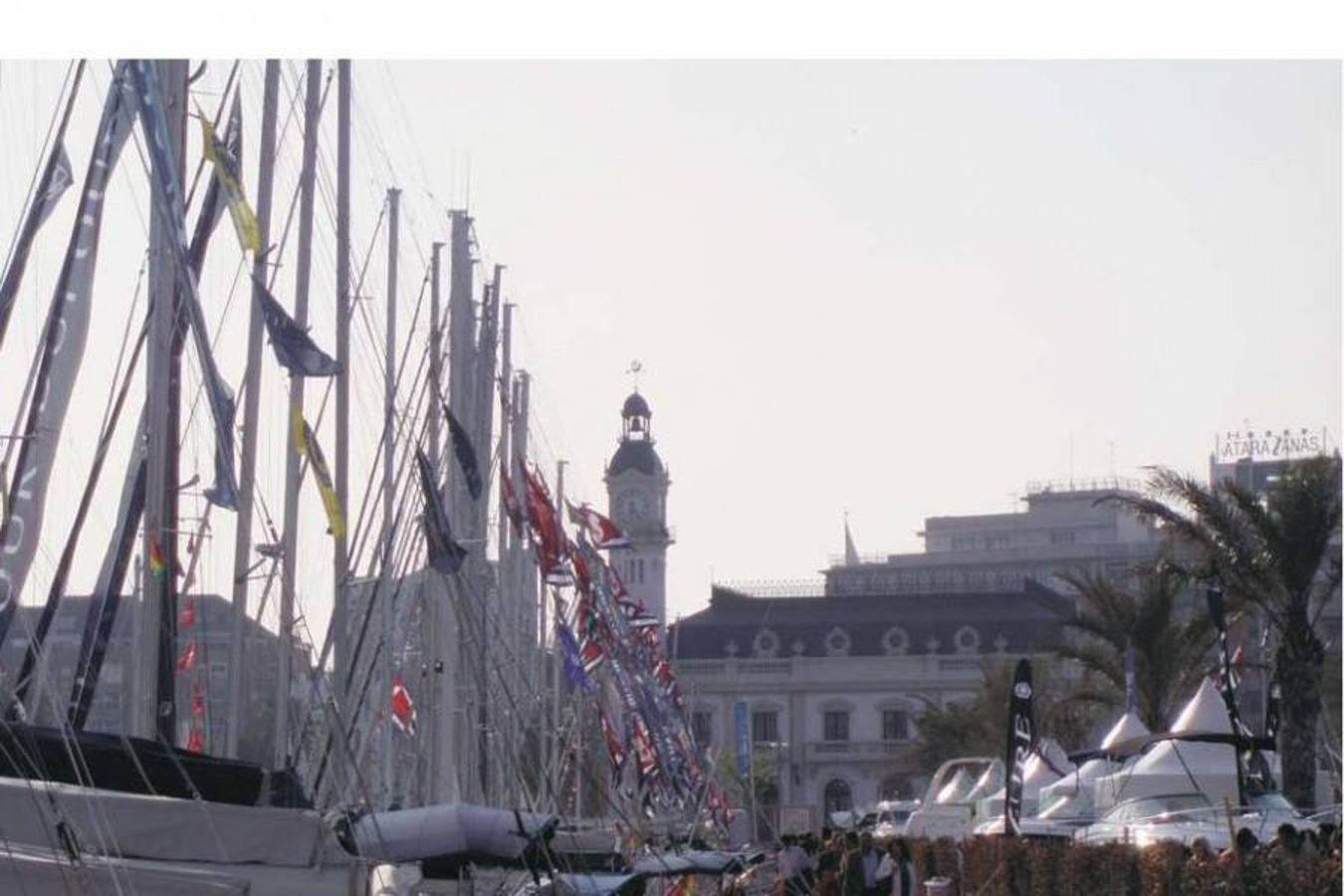 Fotos de la Marina Real Juan Carlos I de Valencia