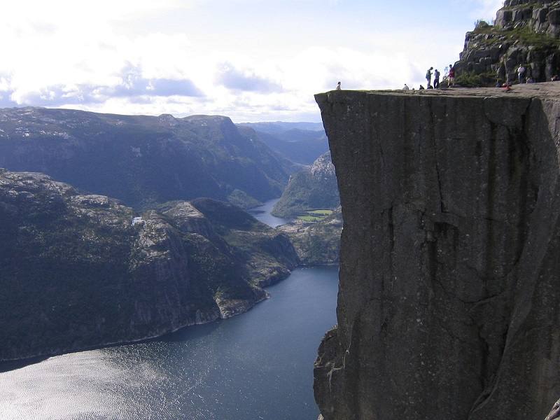 Preikestolen, en el fiordo de Lyse. 