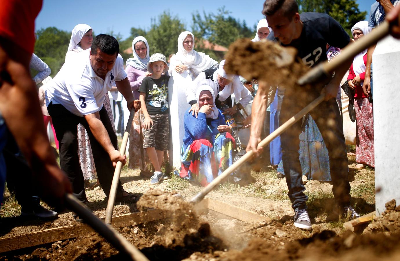 Fotos del 21 aniversario de la matanza de Srebrenica