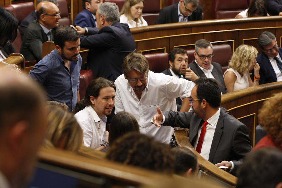 Un arranque de legislatura discreto y sin espectáculo