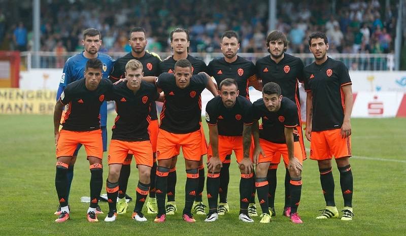 Fotos del partido Münster-Valencia CF