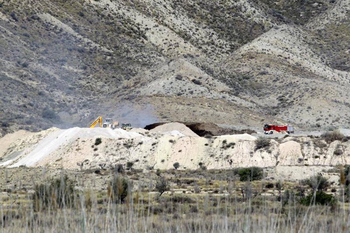 Incendio en una planta de reciclaje en Fontcalent