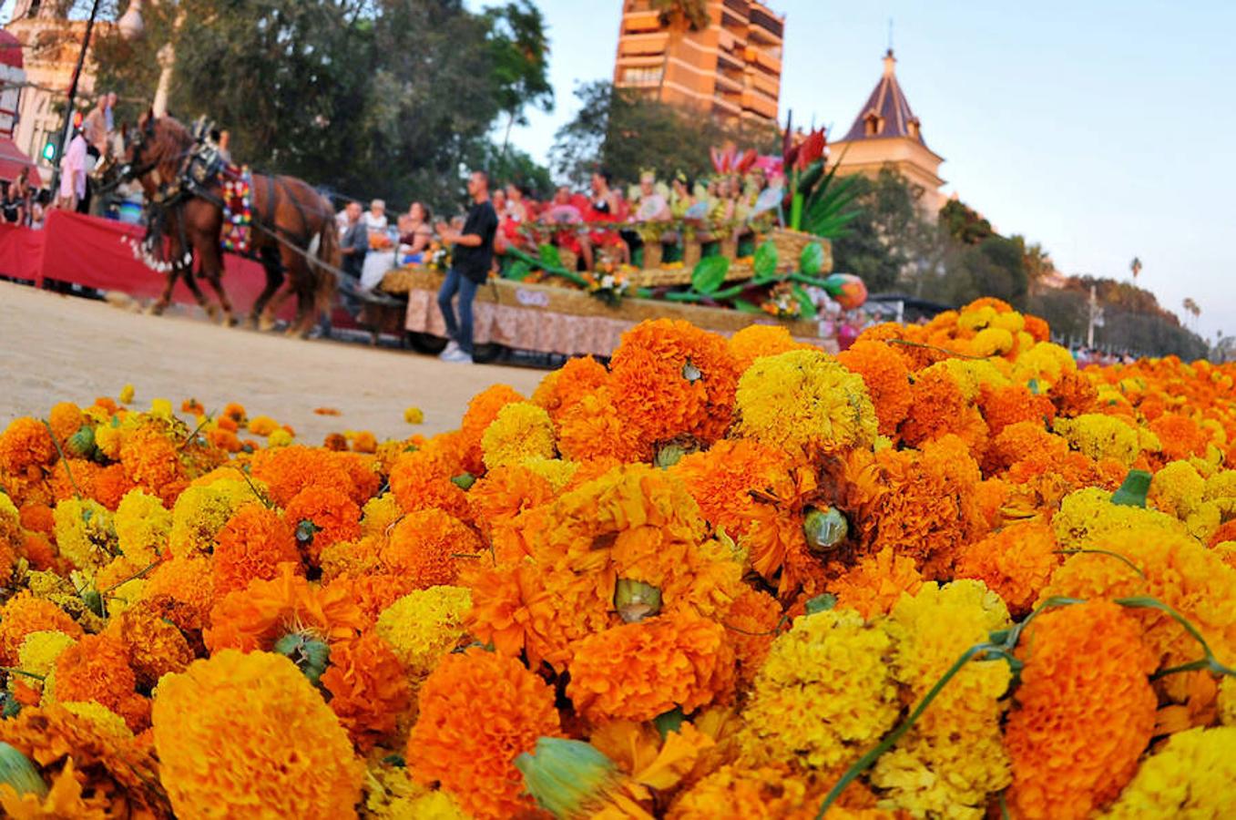 Fotos de la Batalla de Flores 2016 de la Feria de Julio de Valencia