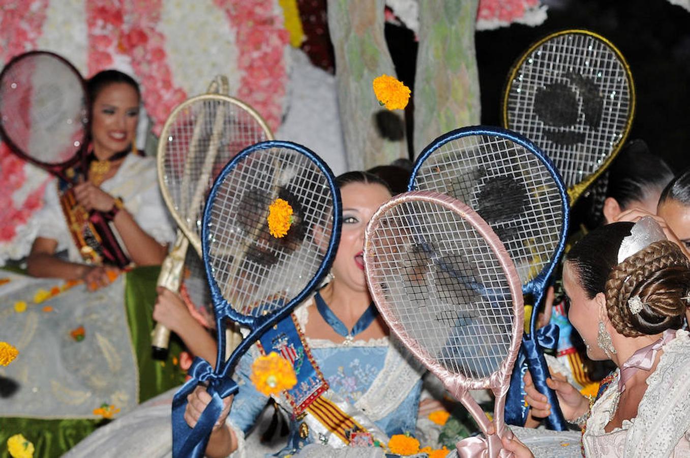 Fotos de la Batalla de Flores 2016 de la Feria de Julio de Valencia