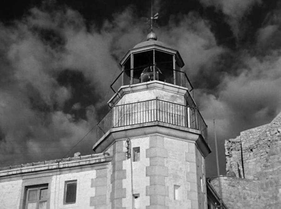 Faro (Fotograma). 