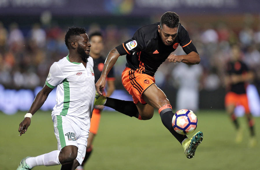 Fotos del Valencia-All Star de Nigeria